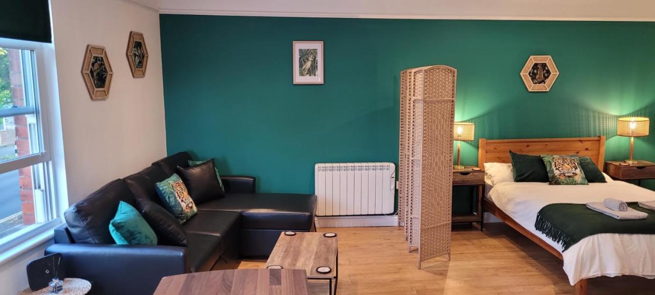 Leckhampton Road Apartments - كيلتنهام المظهر الخارجي الصورة