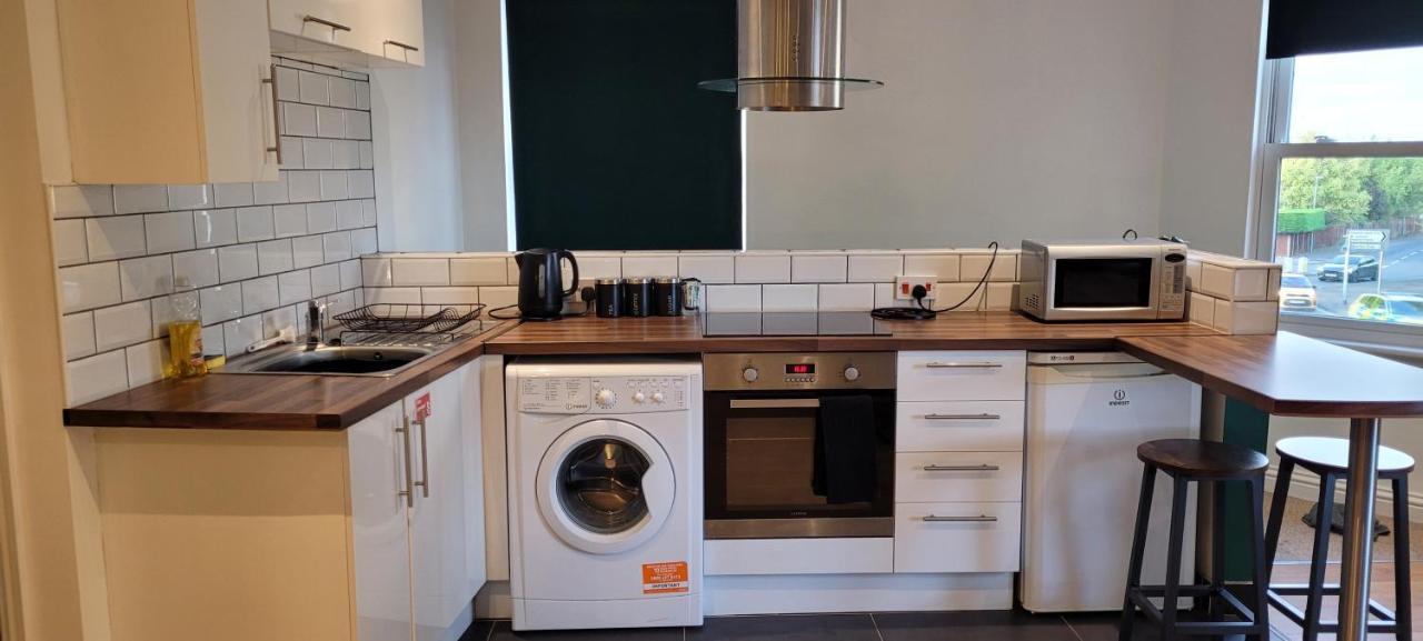 Leckhampton Road Apartments - كيلتنهام المظهر الخارجي الصورة