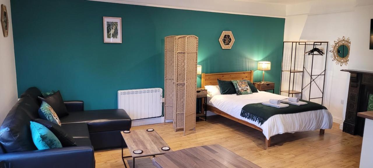 Leckhampton Road Apartments - كيلتنهام المظهر الخارجي الصورة