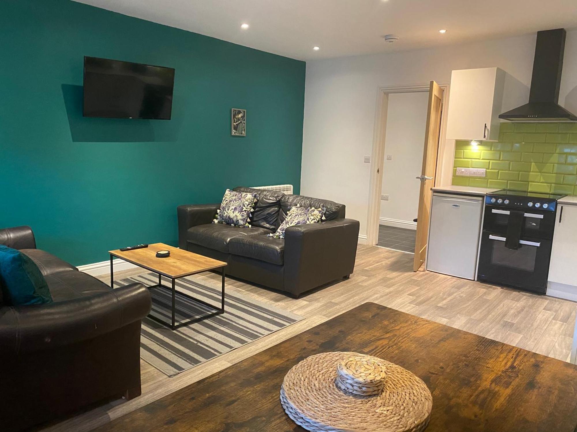 Leckhampton Road Apartments - كيلتنهام المظهر الخارجي الصورة