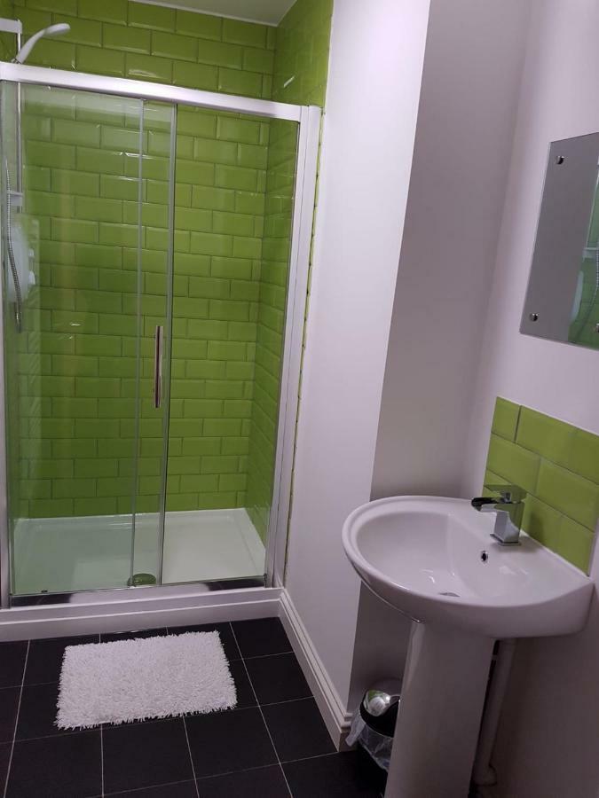 Leckhampton Road Apartments - كيلتنهام المظهر الخارجي الصورة